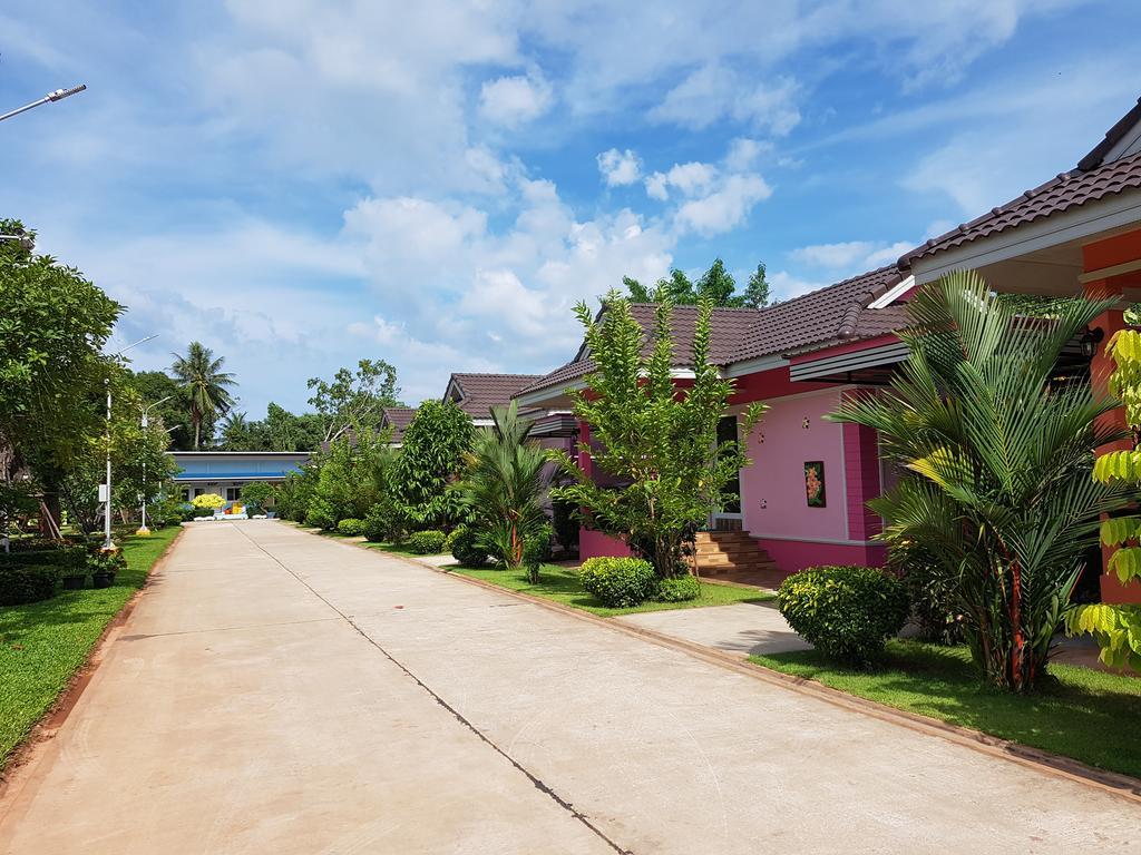 Aranya Resort Csumphon Kültér fotó
