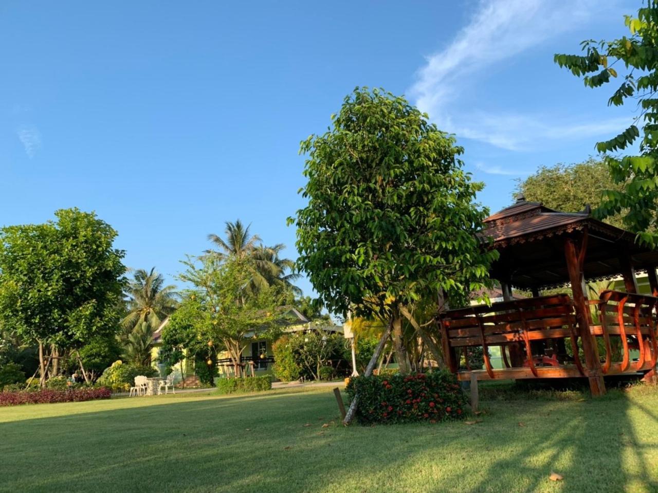 Aranya Resort Csumphon Kültér fotó